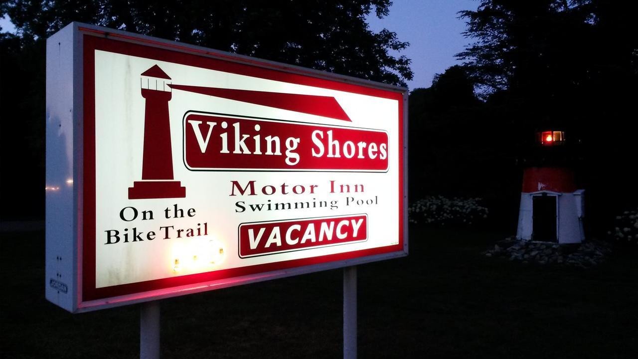 Viking Shores Motor Inn Eastham Bagian luar foto